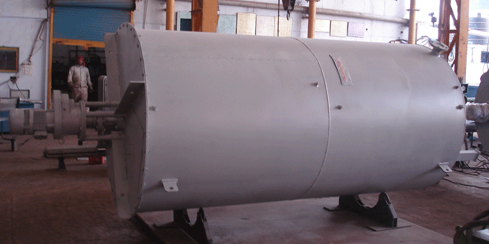“Chemical Mixing Tank with Agitator”